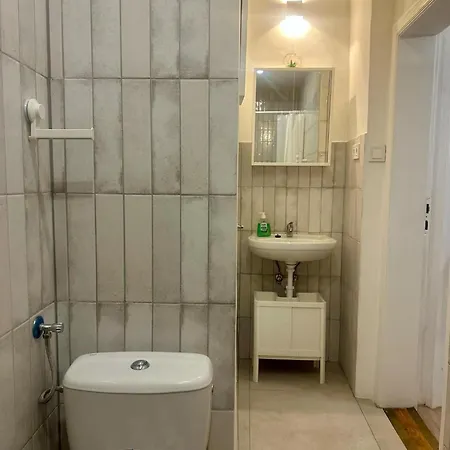 Cozy Near Keleti דירה